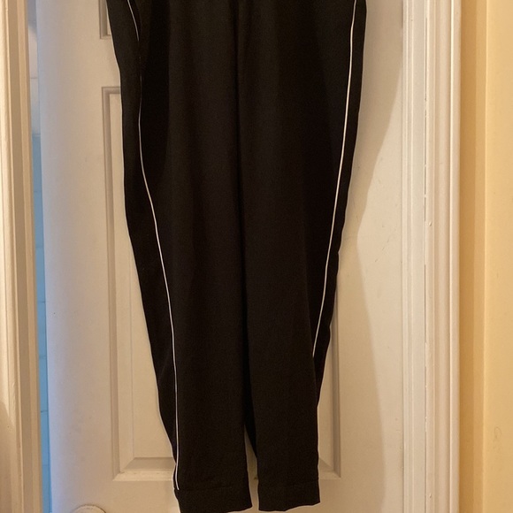 Brand new never worn black jogger with white stripe down the side - Picture 2 of 6